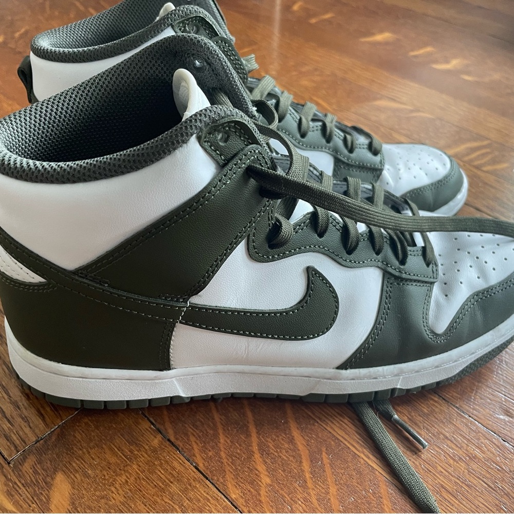 Nike Dunk Retro Cargo Khaki High-Top Sneakers